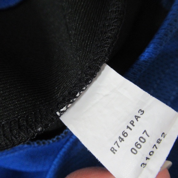 4/$20 L.L. Bean Men’s Tee with Zipper Pocket Size Large - Picture 6 of 9